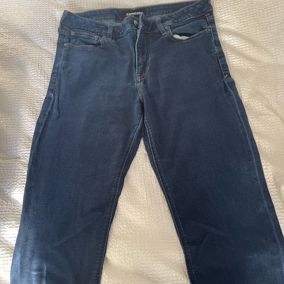 Express hyper stretch slim fit jeans 2 pair 33/32 and 3 pair of 34/32. $20 each. - Picture 11 of 12